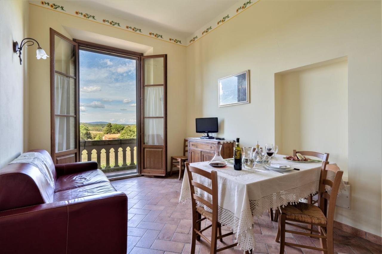 Borgo Il Villino Guest House Casole d'Elsa Exterior photo