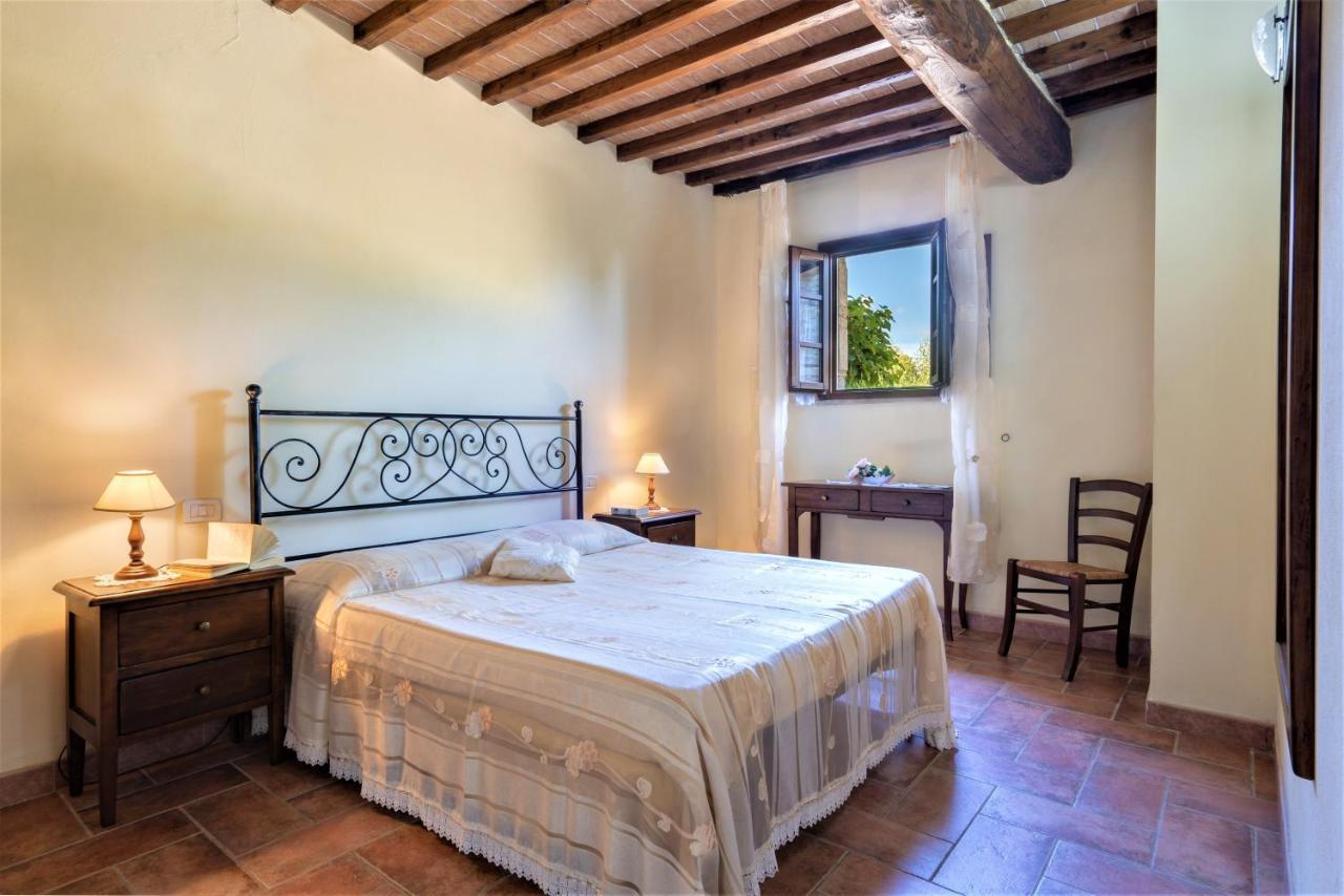 Borgo Il Villino Guest House Casole d'Elsa Exterior photo