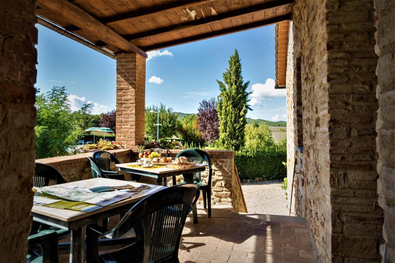 Borgo Il Villino Guest House Casole d'Elsa Exterior photo