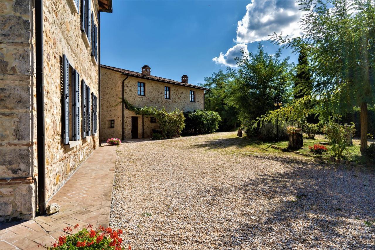 Borgo Il Villino Guest House Casole d'Elsa Exterior photo