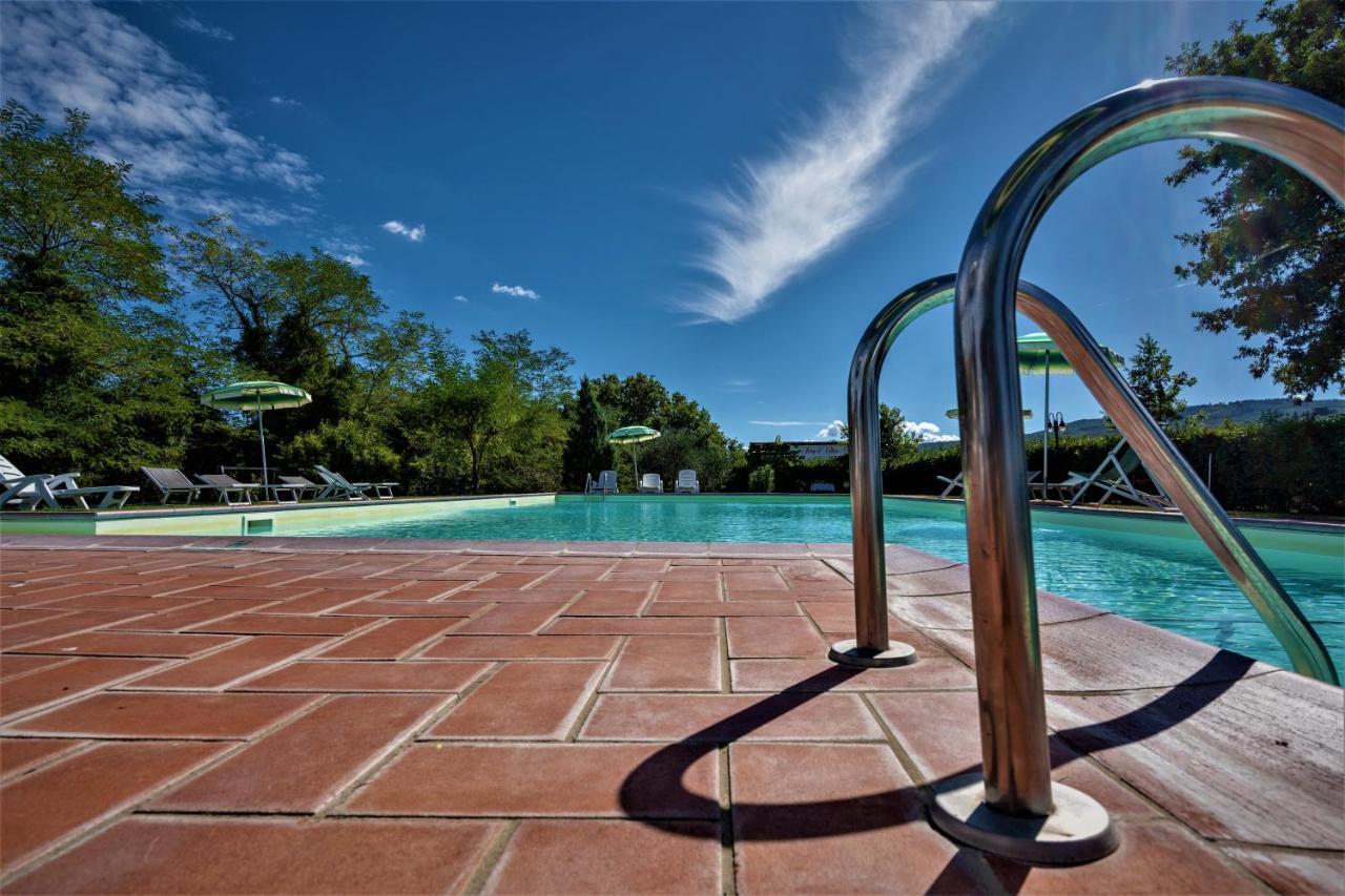 Borgo Il Villino Guest House Casole d'Elsa Exterior photo